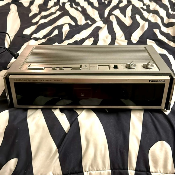 Panasonic Other Rare Vintage Panasonic Talking Clock Radio Rc680